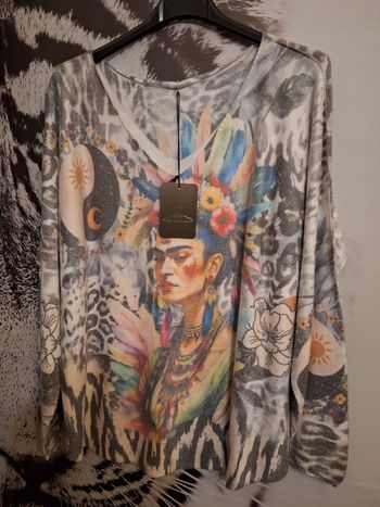 Pull col v new collection taille 42/44 