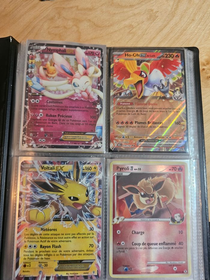 Vends lot carte pokemon evolition