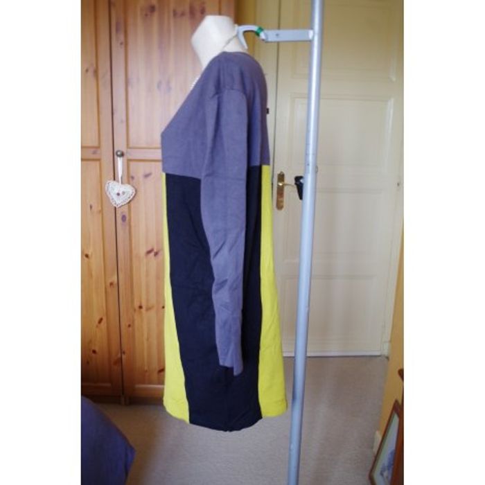 Yest - Robe pull Taille 42 - photo numéro 4