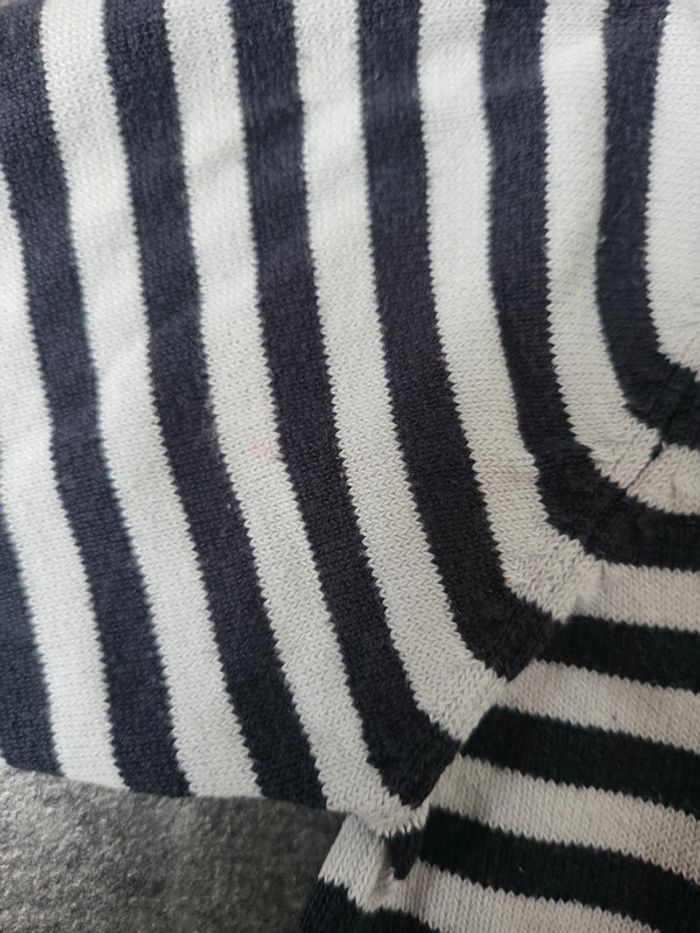 Pull fin marinière fille 5 ans okaidi très bon état - photo numéro 5