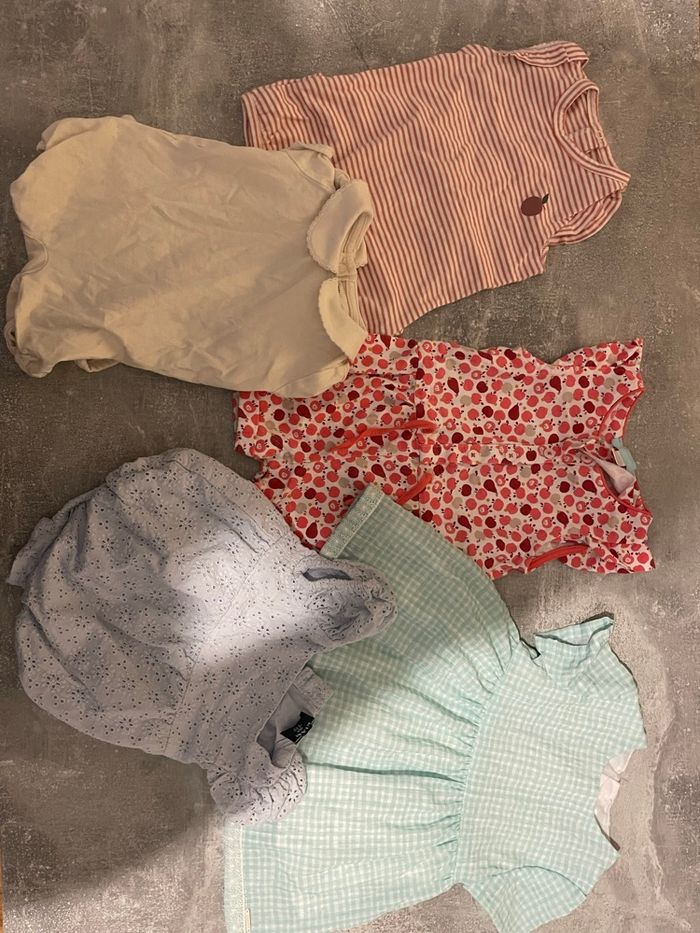 Lot de 42 vêtements taille 3 mois - photo numéro 7