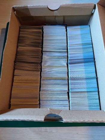 Lot de 100 cartes Pokémon VF en très bon état