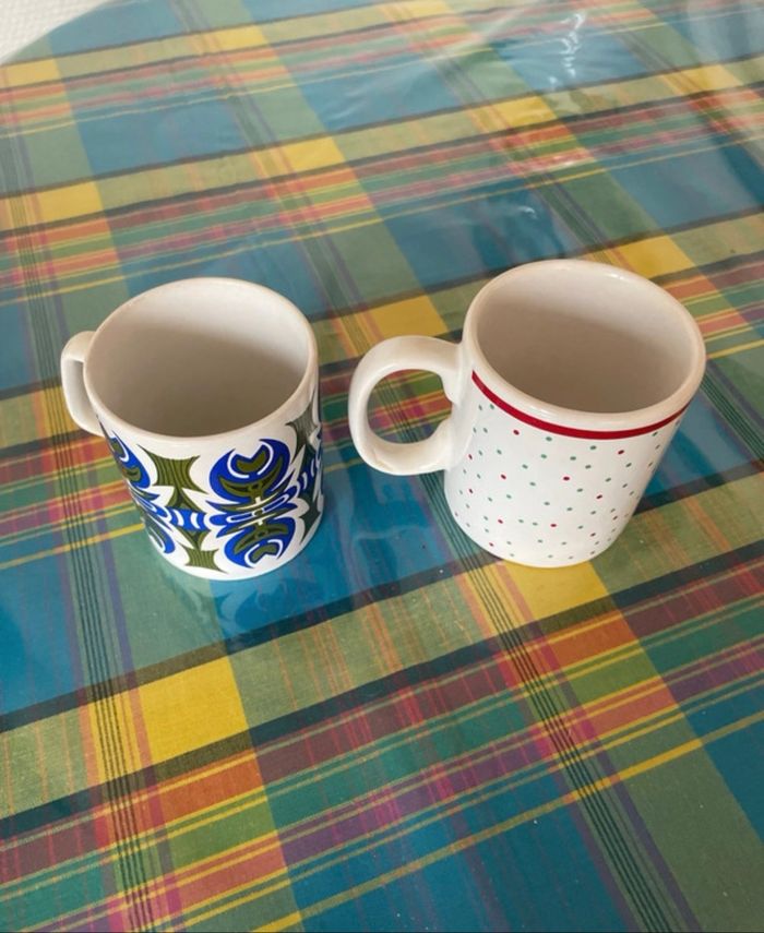 Mugs lot