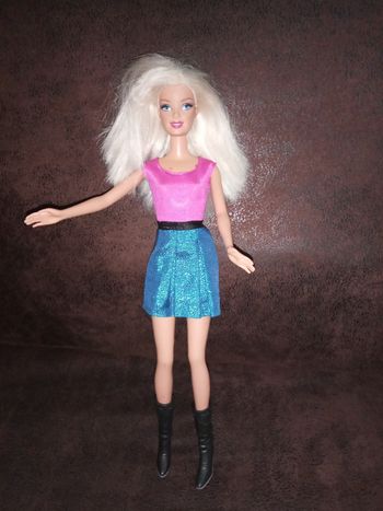 Jolie BARBIE "Mattel" de 1998
