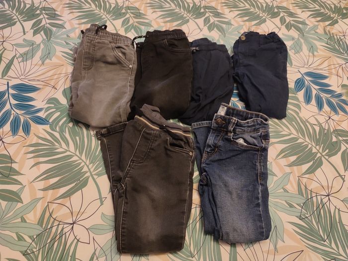 Lot pantalons garçon 6 ans