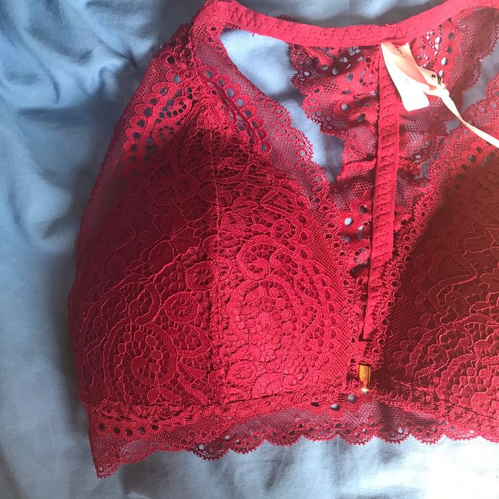 Soutien gorge neuf avec étiquette bordeaux taille M - photo numéro 4