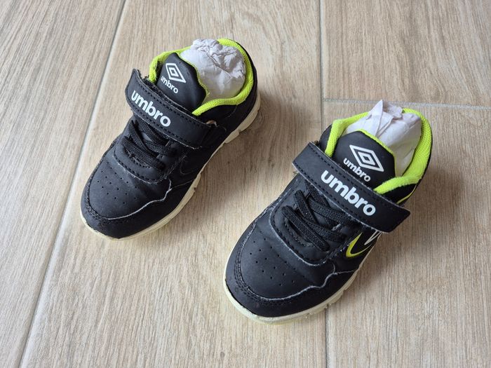 Baskets umbro - photo numéro 2
