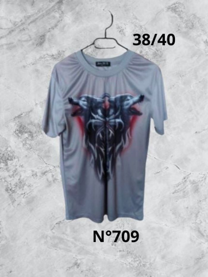 N°709 T-shirt gris T38/40.