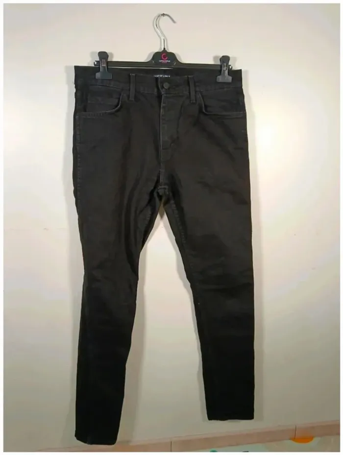 C2 jeans noir Levi's 33