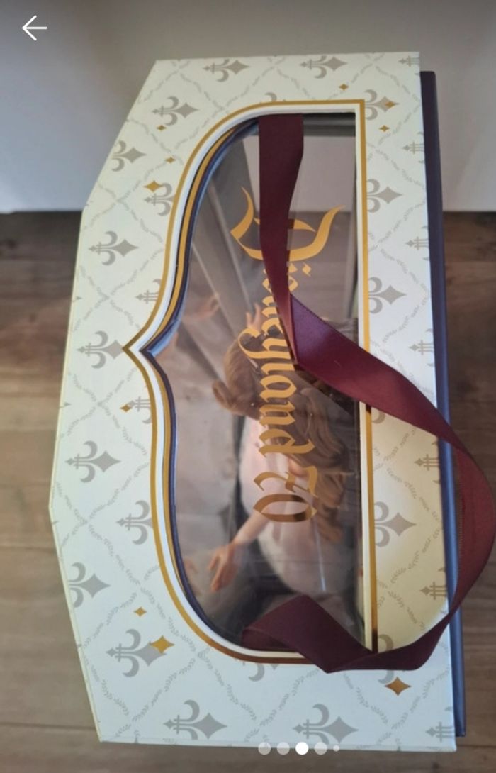 Poupée Aurore 70e anniversaire de Disneyland Resort en édition limitée, La Belle au Bois Dormant, 40,5 cm - photo numéro 2