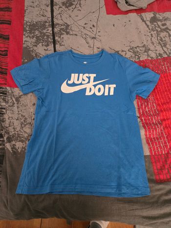 T-shirt Nike en taille S