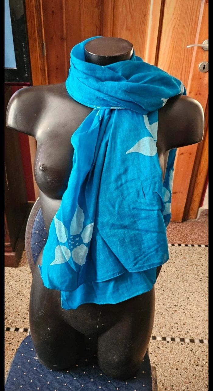 Écharpe pour femmes - photo numéro 4