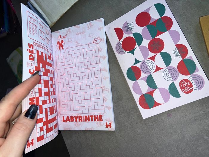 Lot cahiers de jeu Monopoly neuf livre texte bloc box crayons - photo numéro 3