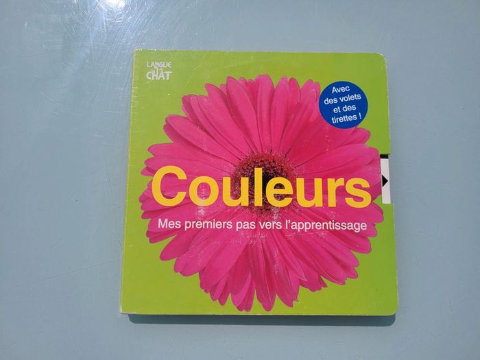 Livre animé de volets et tirettes 🌸 Couleurs 🎨 Mes premiers pas vers l'apprentissage - photo numéro 2
