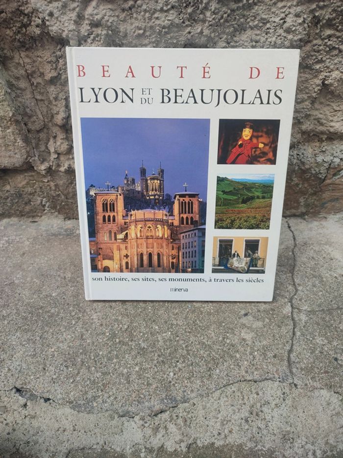 Livre beauté de Lyon et du beaujolais