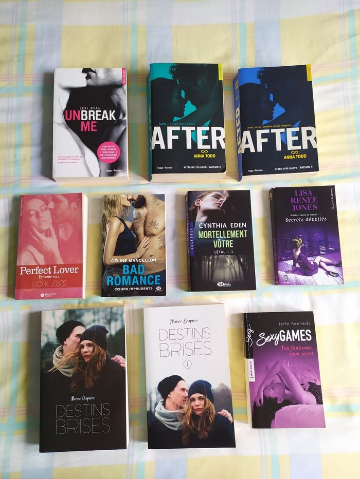 Lot de 10 new romances
