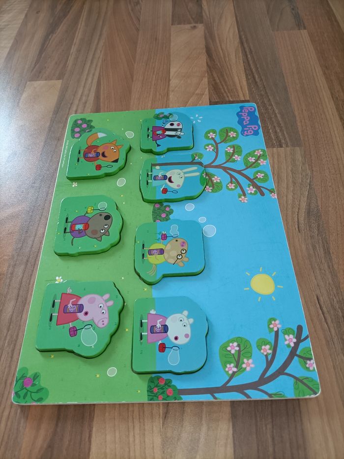 Puzzle 7 pièces bois Peppa Pig au parc - photo numéro 4