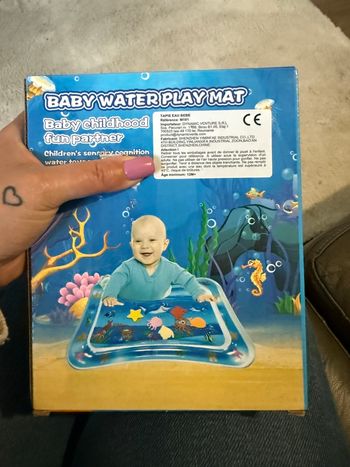 Tapis d’eau sensoriel pour bébé neuf 