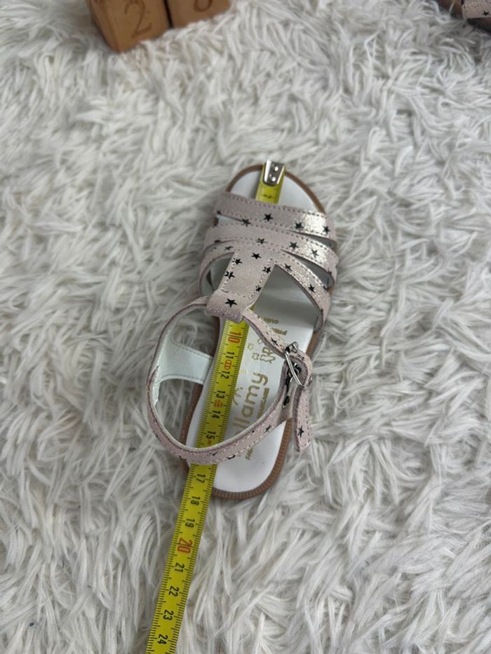 Paire de sandales rose étoile Bellamy taille 28 - photo numéro 5