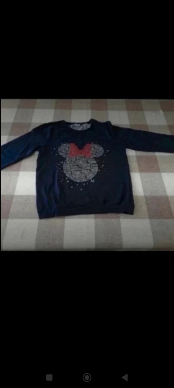 Pull marine manches longues doublé polaire Disney Minnie taille 40 neuf 8€