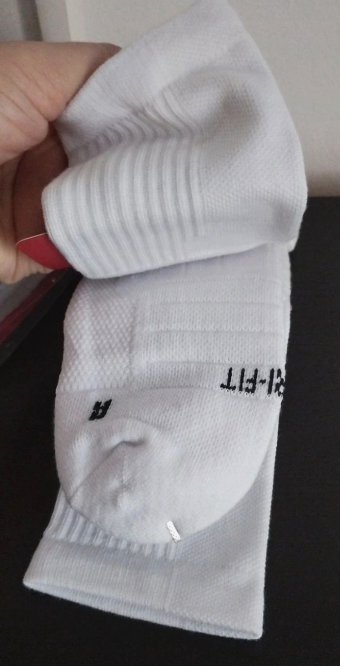 Chaussette jordan - photo numéro 3