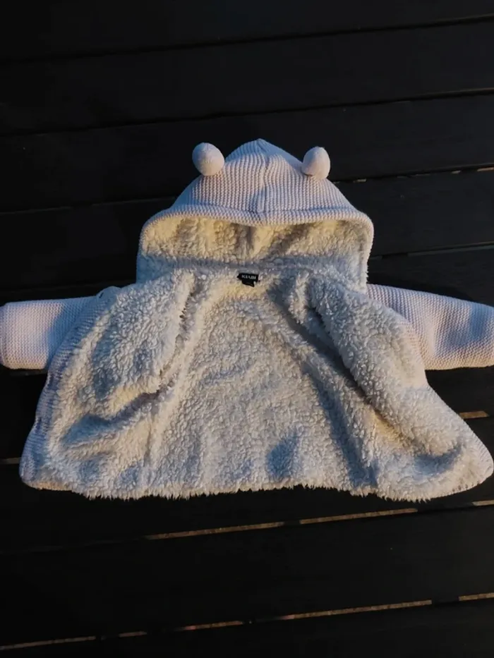 Manteau fourré 6mois - photo numéro 3