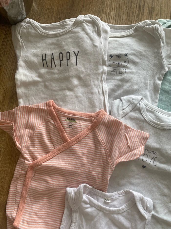 Lot de 6 bodies taille 12 mois - photo numéro 2