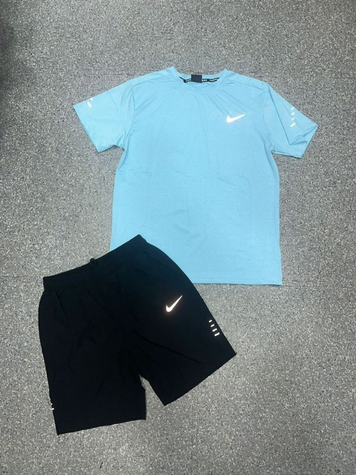 Ensemble Nike - photo numéro 2
