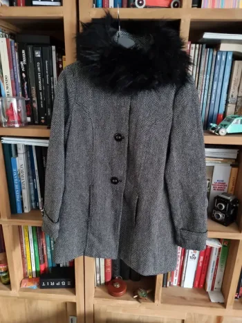 Veste neuve à chevrons taille L