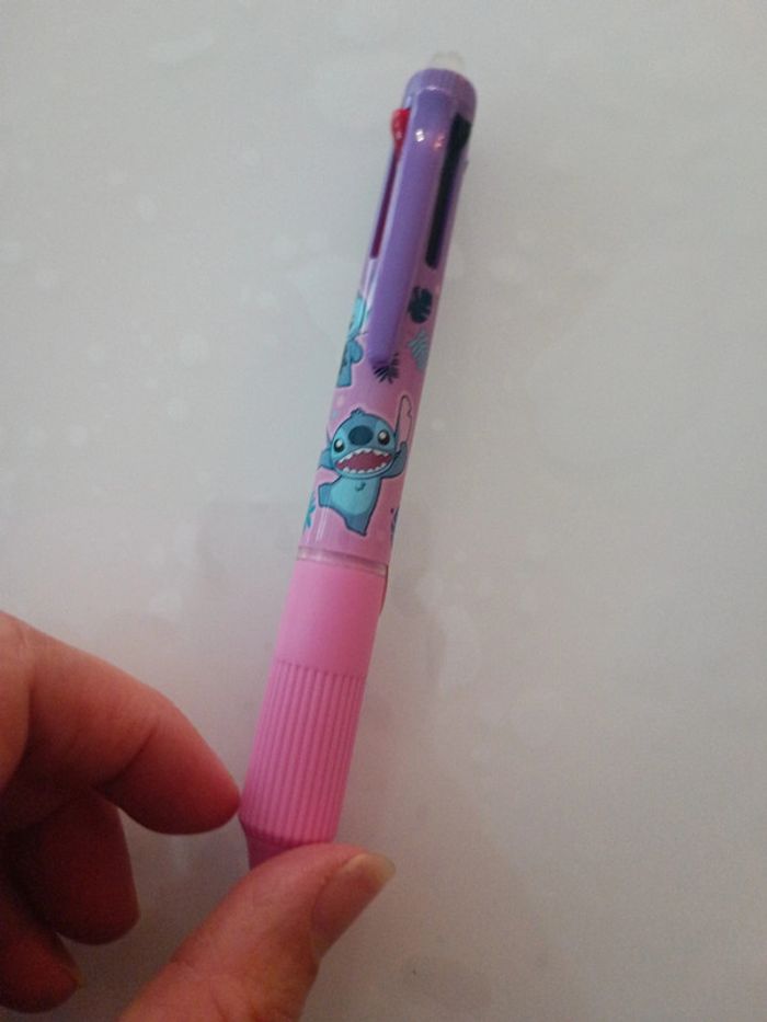 Stylo 4 couleurs stitch