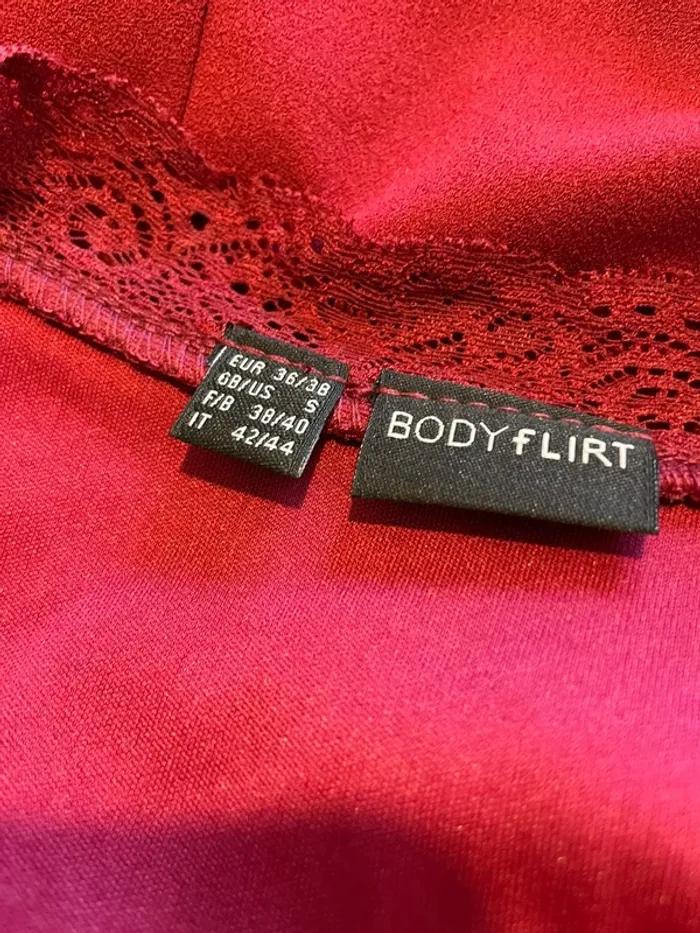 Robe Bodyflirt bordeaux dentelle et patineuse | Taille 38/40 - photo numéro 6