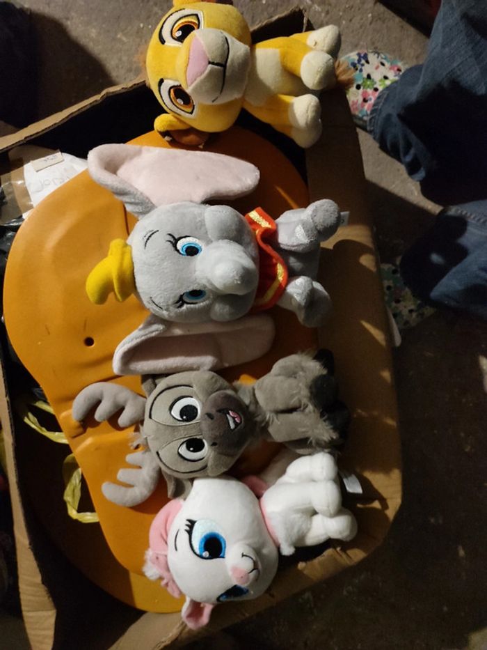 Lot peluches Disney