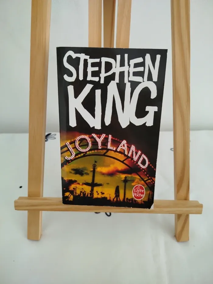 Joyland Stephan king Le livre de poche