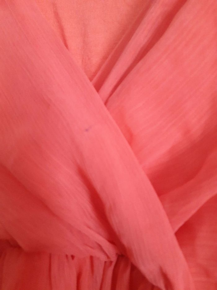 Robe en voile corail - photo numéro 2