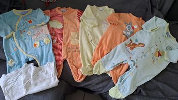 Lot de 5 pyjamas et 2 bodies 3 mois