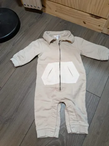 Combinaison beige pyjama sans pied kitchoun 3 mois très bon état
