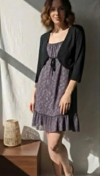 Robe d'été fleurie & son petit gilet noir M / 38