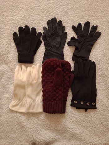 Lot de 6 paires de gants et moufles