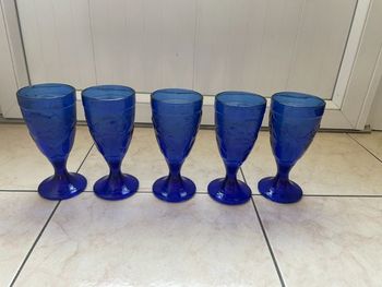 5 verres vintage bleu cobalt