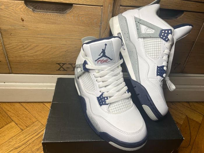 Basket Nike Air Jordan 4 Midnight Navy - Taille 41 - photo numéro 5