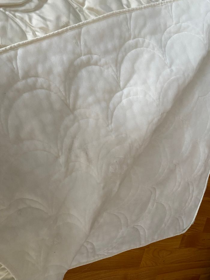Dessus de lit crème - photo numéro 4