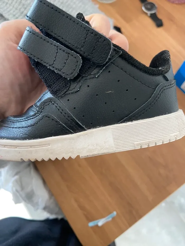 Basket Adidas bébé 22 - photo numéro 3