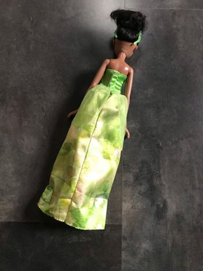 Poupée Tiana poussière d’étoiles 30 cm Disney - photo numéro 4