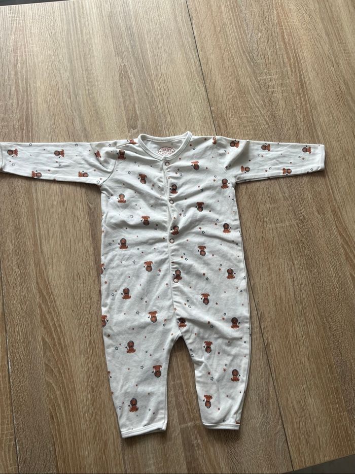 Lot de deux pyjama taille 3 mois