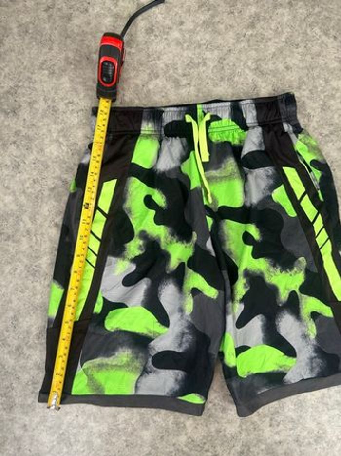 Short Russell XL enfant/14-16 ans camouflage noir & vert fluo - photo numéro 6