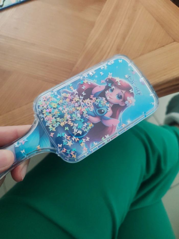 Brosse à cheveux Ariel et stitch - photo numéro 3