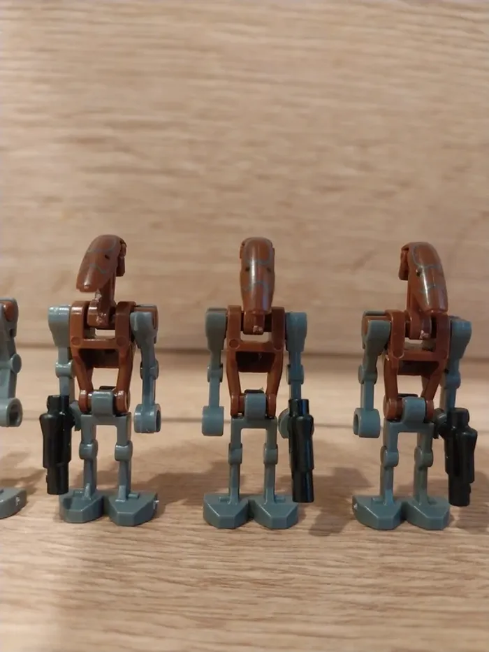 Figurines type lego 4 droides rocket battle star wars - photo numéro 2