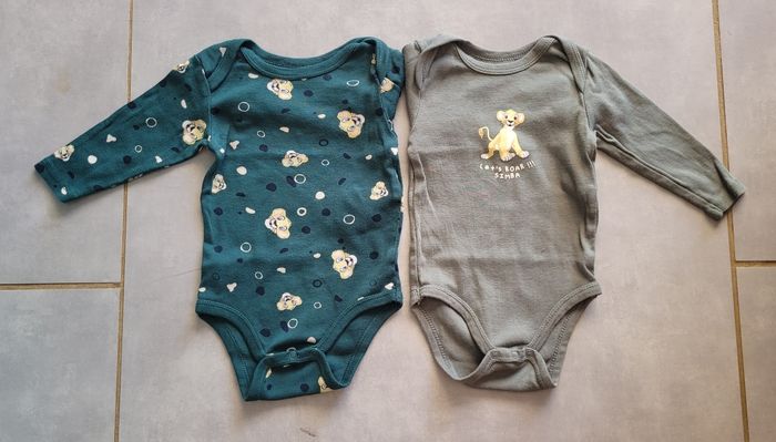 Lot de bodys ML 6 mois