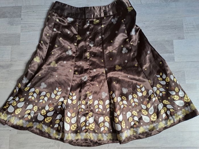 Jupe mi-longue taille 36