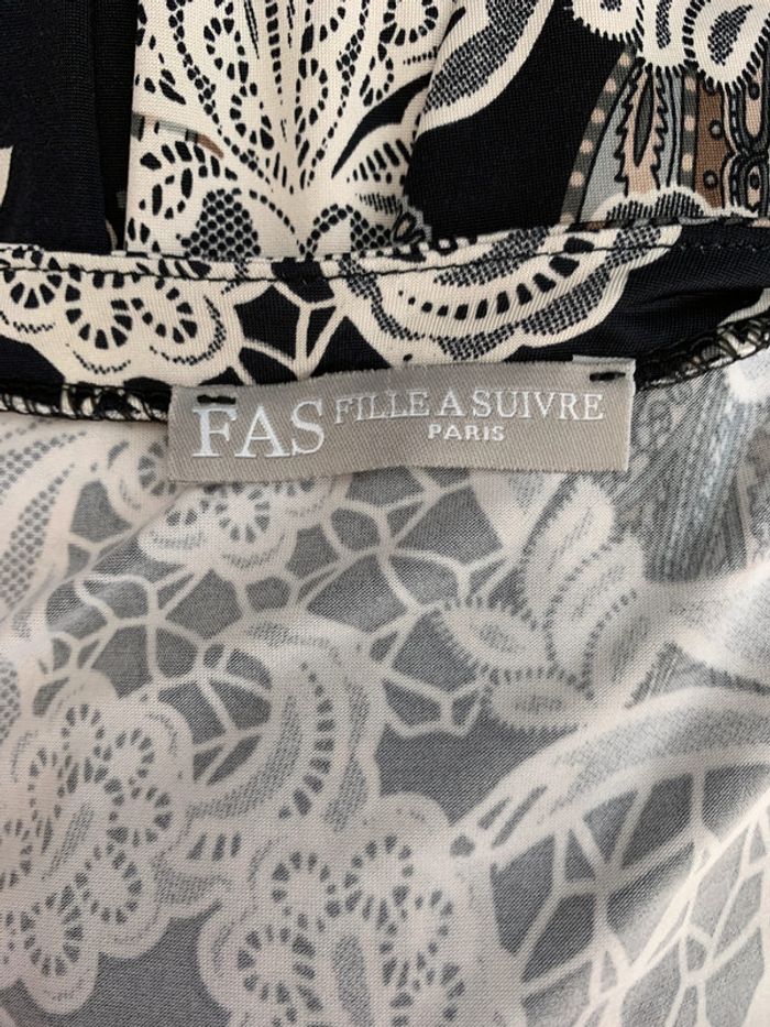 Robe Fille à Suivre Taille 40 - photo numéro 3